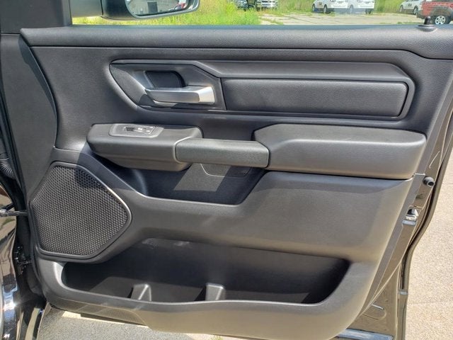 2026 RAM Ram 1500 RAM 1500 TRADESMAN CREW CAB 4X4 5'7' BOX