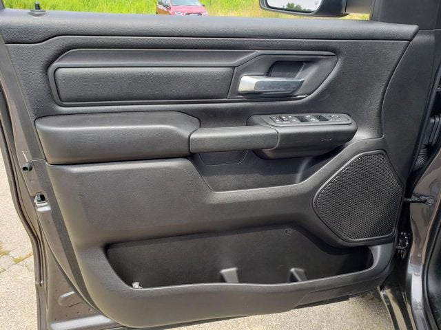 2025 RAM Ram 1500 RAM 1500 TRADESMAN CREW CAB 4X4 5'7' BOX