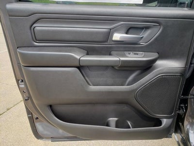 2025 RAM Ram 1500 RAM 1500 TRADESMAN CREW CAB 4X4 5'7' BOX