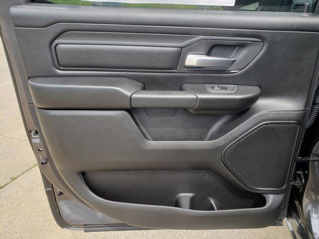 2025 RAM Ram 1500 RAM 1500 TRADESMAN CREW CAB 4X4 5'7' BOX