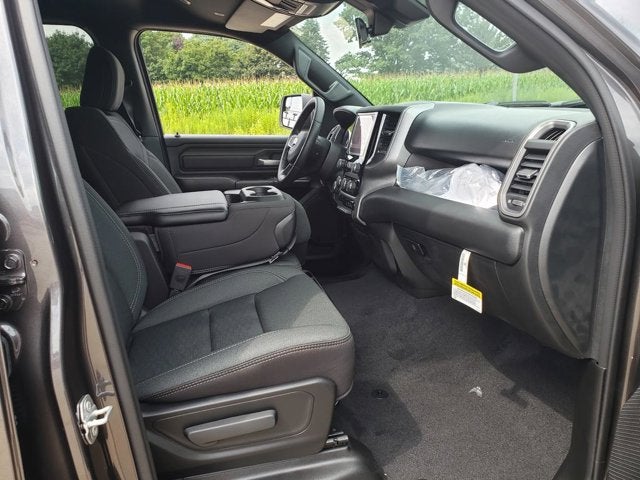 2025 RAM Ram 1500 RAM 1500 TRADESMAN CREW CAB 4X4 5'7' BOX