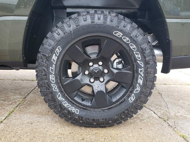 2027 RAM Ram 1500 RAM 1500 WARLOCK CREW CAB 4X4 5'7' BOX