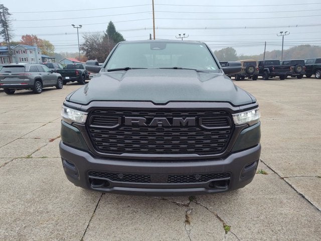 2027 RAM Ram 1500 RAM 1500 WARLOCK CREW CAB 4X4 5'7' BOX