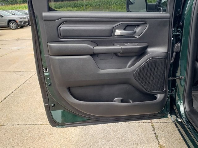 2027 RAM Ram 1500 RAM 1500 WARLOCK CREW CAB 4X4 5'7' BOX