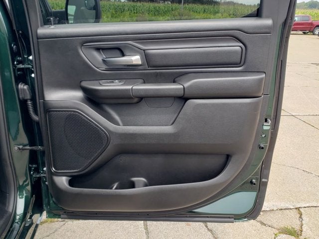 2027 RAM Ram 1500 RAM 1500 WARLOCK CREW CAB 4X4 5'7' BOX