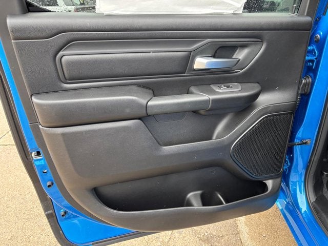 2026 RAM Ram 1500 RAM 1500 TRADESMAN CREW CAB 4X4 5'7' BOX