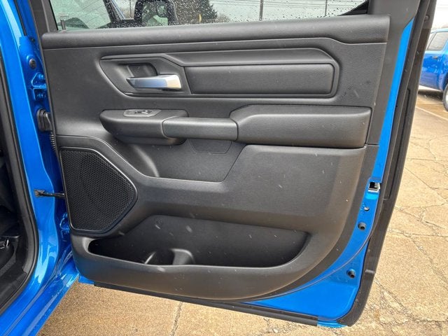 2026 RAM Ram 1500 RAM 1500 TRADESMAN CREW CAB 4X4 5'7' BOX