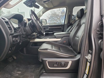 2022 RAM 1500 Laramie Crew Cab 4x4 5'7' Box