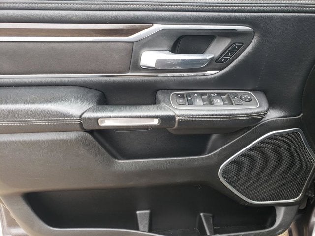 2022 RAM 1500 Laramie Crew Cab 4x4 5'7' Box