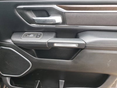 2022 RAM 1500 Laramie Crew Cab 4x4 5'7' Box