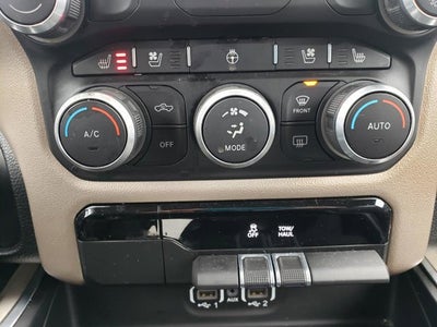 2022 RAM 1500 Laramie Crew Cab 4x4 5'7' Box