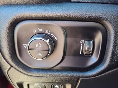 2023 RAM 1500 Big Horn Crew Cab 4x4 6'4' Box