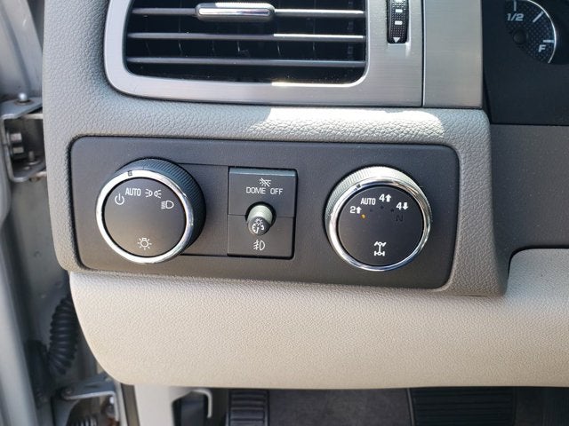 2013 CHEVROLET TRUCK Suburban LT