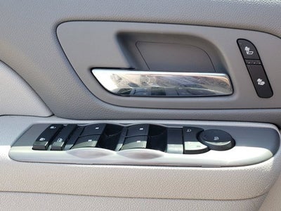 2013 CHEVROLET TRUCK Suburban LT