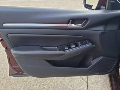 2023 Nissan Altima SV FWD