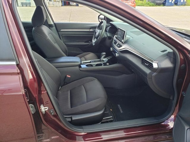 2023 Nissan Altima SV FWD