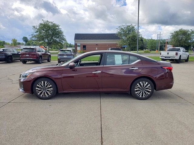 2023 Nissan Altima SV FWD