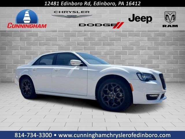 2022 Chrysler 300 Touring L AWD