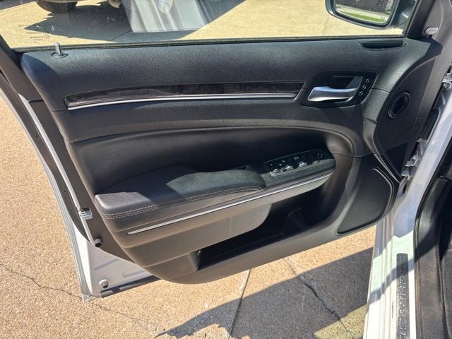 2022 Chrysler 300 Touring L AWD