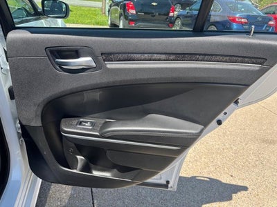 2022 Chrysler 300 Touring L AWD