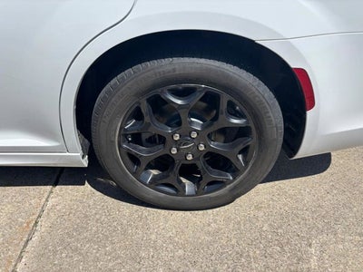 2022 Chrysler 300 Touring L AWD