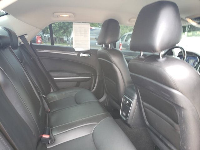 2022 Chrysler 300 Touring L AWD