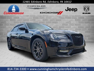 2022 Chrysler 300 Touring L AWD