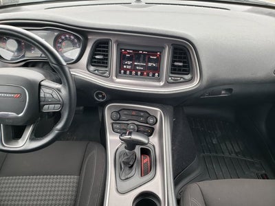 2022 Dodge Challenger SXT