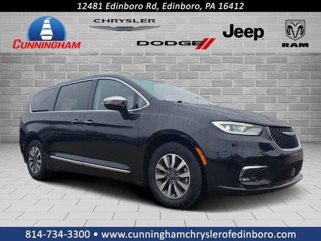 2023 Chrysler Pacifica Hybrid Limited