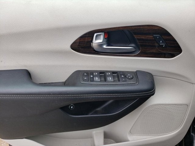 2023 Chrysler Pacifica Hybrid Limited