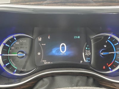 2023 Chrysler Pacifica Hybrid Limited