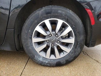 2023 Chrysler Pacifica Hybrid Limited