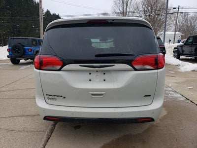 2020 Chrysler Pacifica AWD Launch Edition