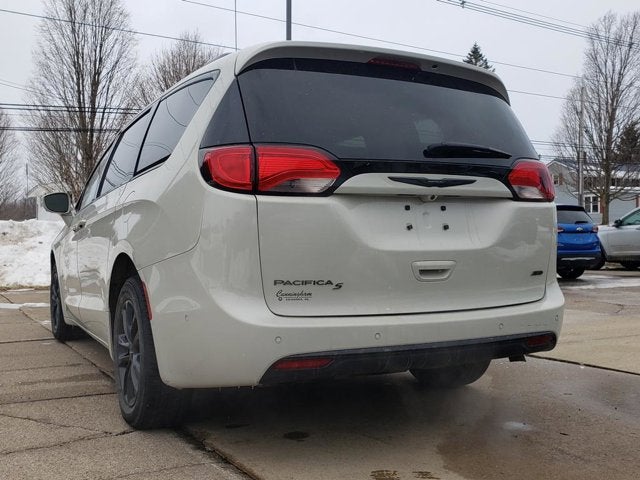 2020 Chrysler Pacifica AWD Launch Edition