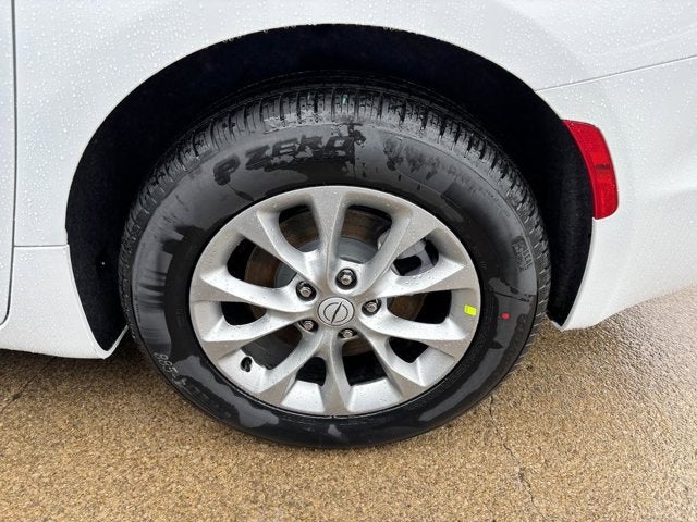 2026 Chrysler Pacifica PACIFICA SELECT AWD