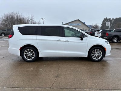2026 Chrysler Pacifica PACIFICA SELECT AWD