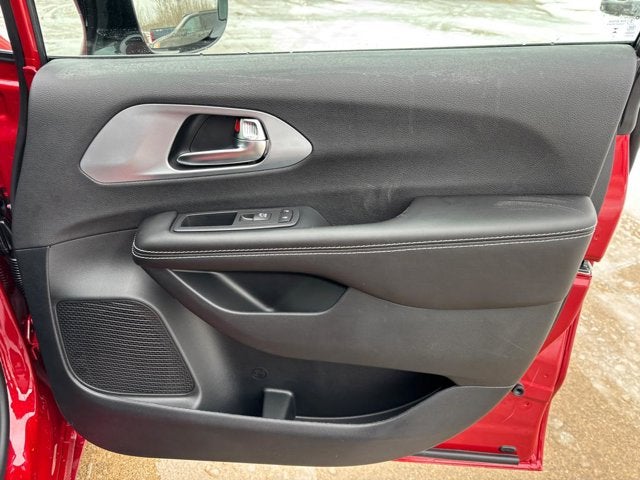 2026 Chrysler Pacifica PACIFICA LIMITED AWD