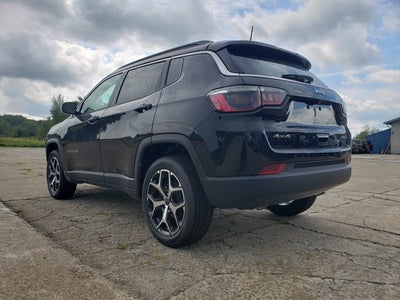 2026 Jeep Compass COMPASS LIMITED 4X4