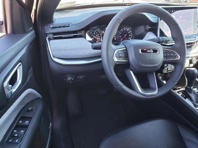 2024 Jeep Compass Latitude Lux FWD