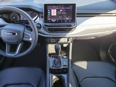 2024 Jeep Compass Latitude Lux FWD