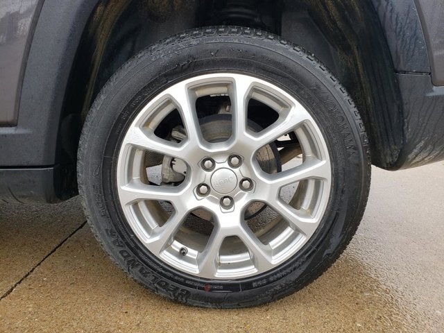 2024 Jeep Compass Latitude Lux FWD