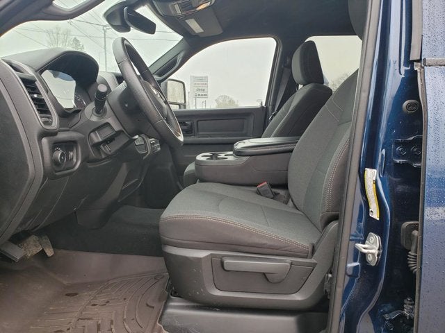 2023 RAM 2500 Tradesman Crew Cab 4x4 6'4' Box