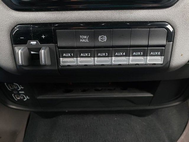 2023 RAM 2500 Tradesman Crew Cab 4x4 6'4' Box