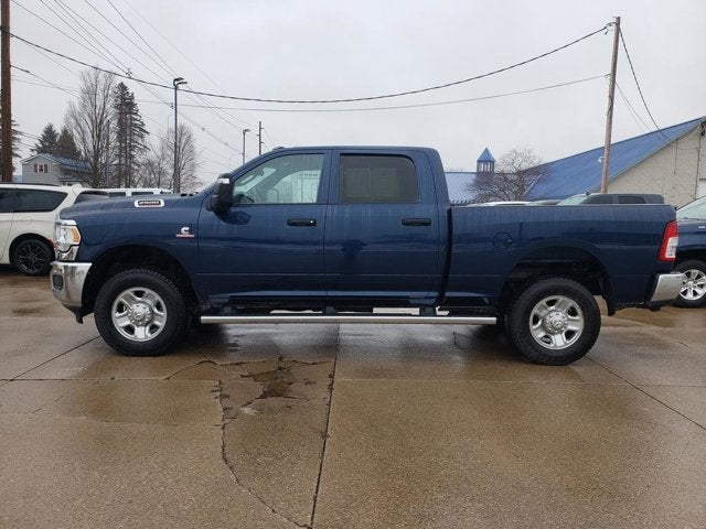 2023 RAM 2500 Tradesman Crew Cab 4x4 6'4' Box
