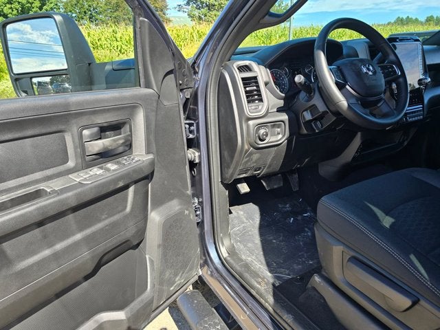 2027 RAM Ram 2500 RAM 2500 BLACK EXPRESS CREW CAB 4X4 8' BOX