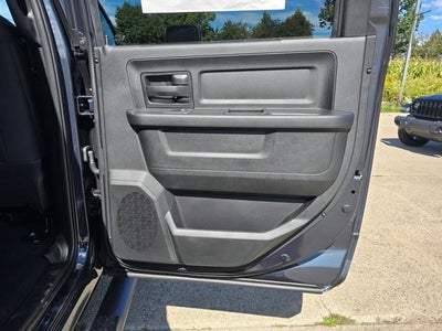 2027 RAM Ram 2500 RAM 2500 BLACK EXPRESS CREW CAB 4X4 8' BOX