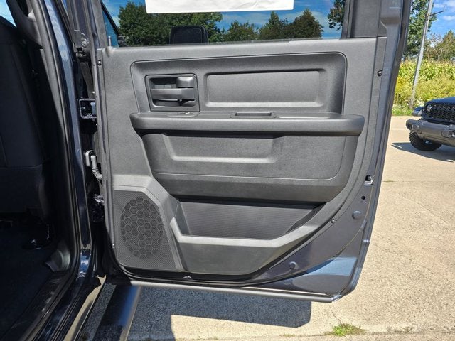 2027 RAM Ram 2500 RAM 2500 BLACK EXPRESS CREW CAB 4X4 8' BOX