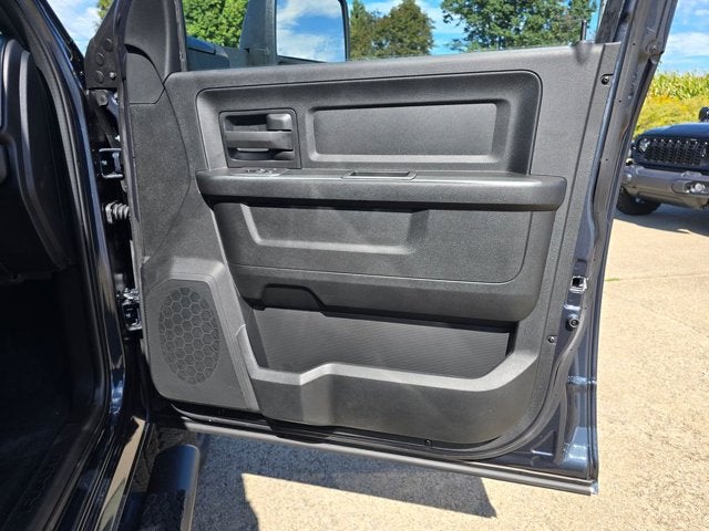 2027 RAM Ram 2500 RAM 2500 BLACK EXPRESS CREW CAB 4X4 8' BOX
