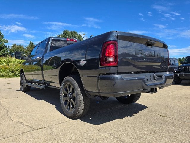 2027 RAM Ram 2500 RAM 2500 BLACK EXPRESS CREW CAB 4X4 8' BOX