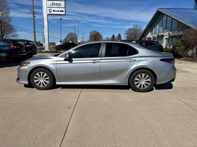 2023 Toyota Camry LE Hybrid